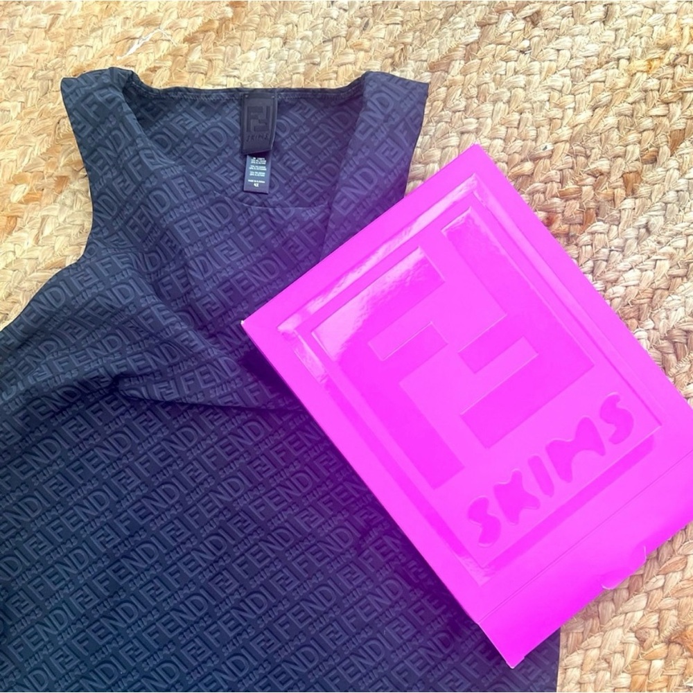 Fendi x Skims Black Bodysuit 4X - Picture 2 of 4